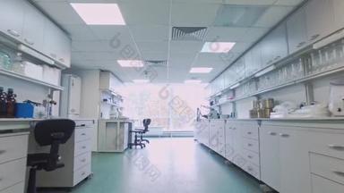 干净整洁的科学实验室内部环境